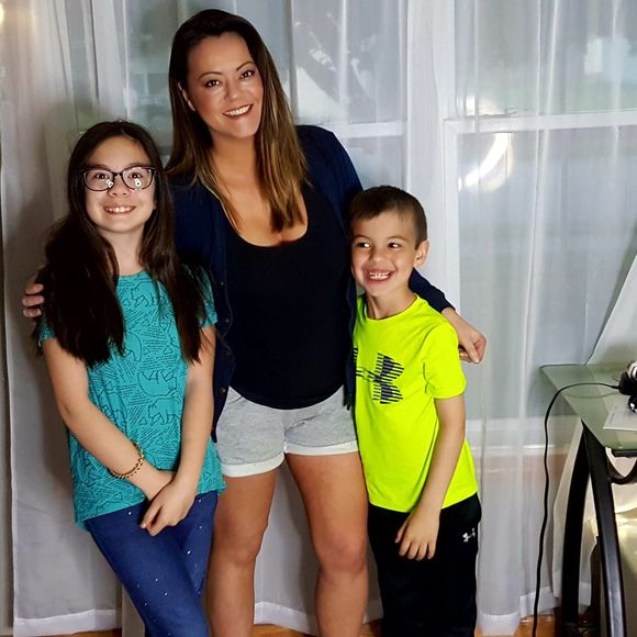 Meet your Posher, Michelle - Picture 1 of 1